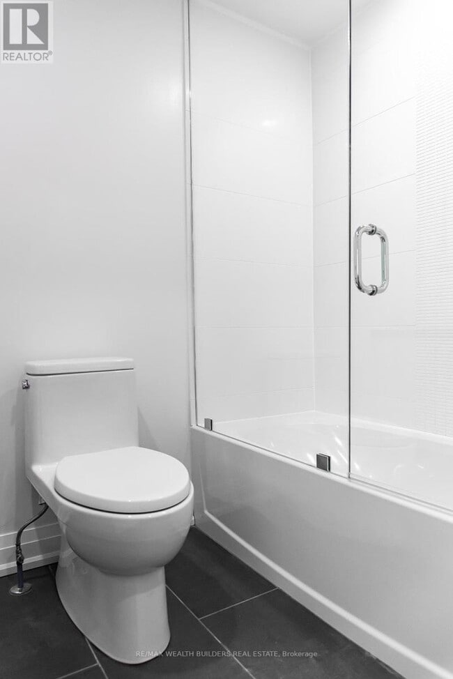 Photo du bâtiment - 217 Jarvis St