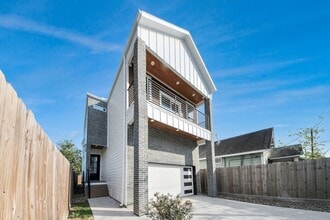 Building Photo - 3508 Omega St