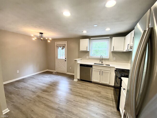 Foto del edificio - 3 br, 2 bath House - 8229 Lexington Drive
