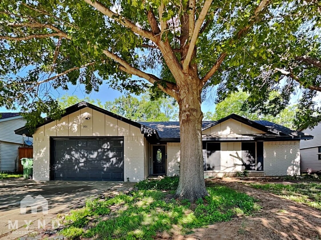 Primary Photo - 901 Stonybrook Dr