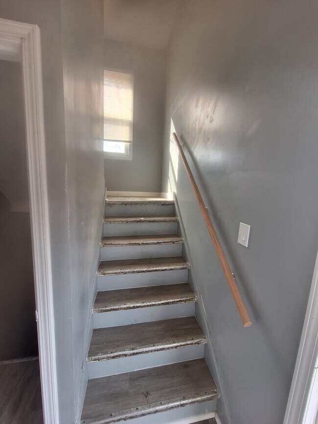 Foto del edificio - 12613 Parkhill Ave
