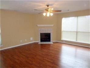 Foto del edificio - 10330 Timberloch Dr