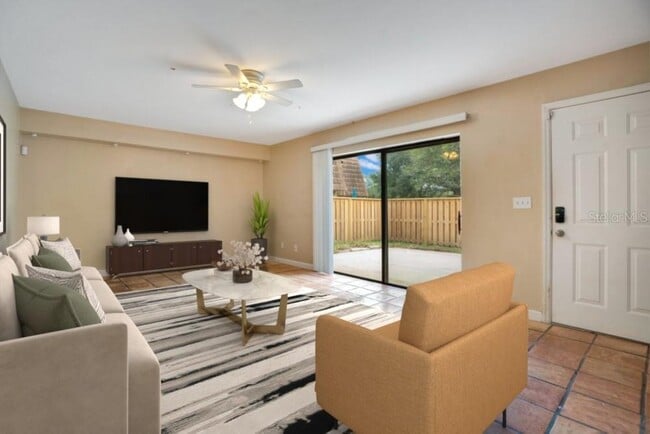 Building Photo - 5286 Willow Ct