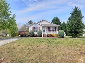 Building Photo - 4597 Cherokee Dr