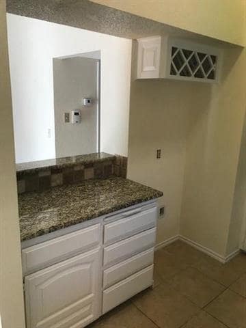 Building Photo - 7712 Pear Tree Ln