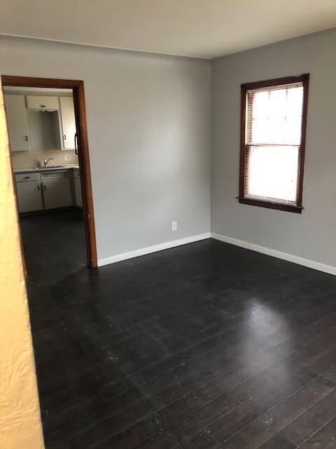 Building Photo - 4515 N Haven Ave