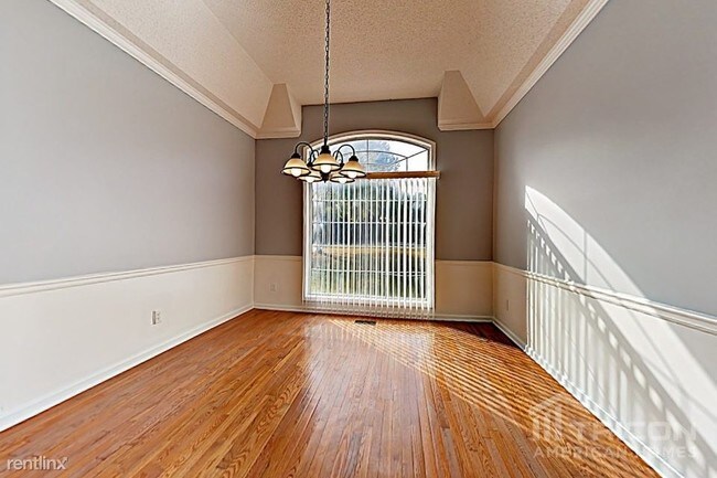 Building Photo - 4174 Chapel Valley Dr