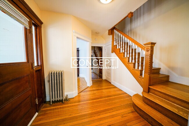 Foto del edificio - 22 Winslow Rd