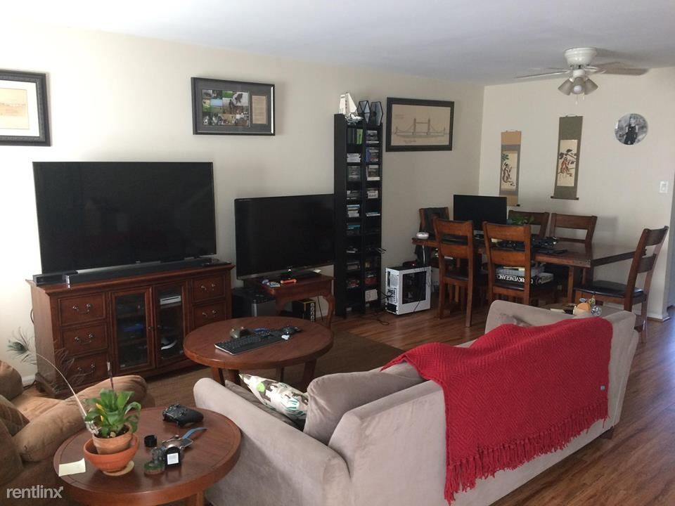Foto del edificio - 4007 Summer Hollow Ct