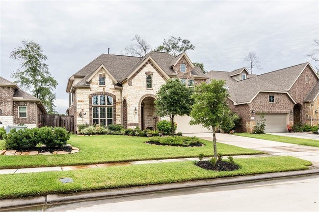 Building Photo - 23499 Millbrook Dr