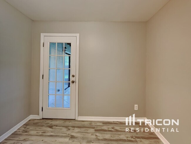 Building Photo - 5236 Timucua Cir