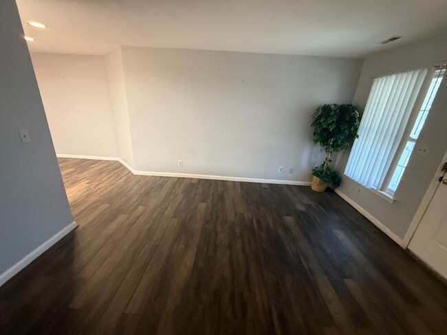 Foto del edificio - 382 Ocean Ave