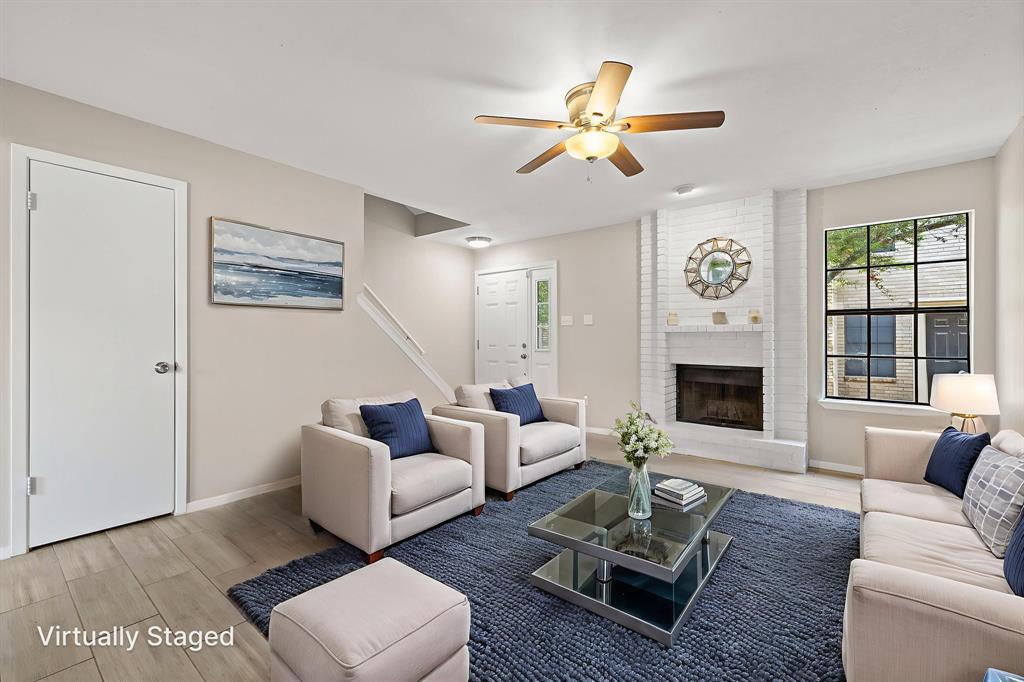 Foto principal - 8400 Jamestown Dr