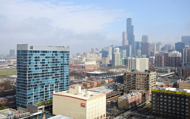 Foto del edificio - 1464 S Michigan Ave