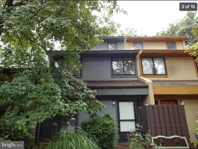 Foto del edificio - 2172 Cartwright Pl