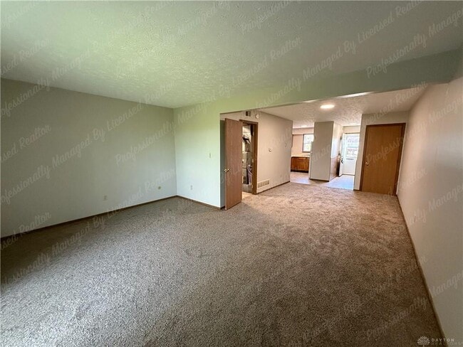 Foto del edificio - 557 N Broad St