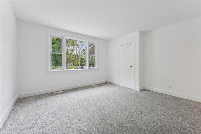 Photo du bâtiment - 80 York Rd