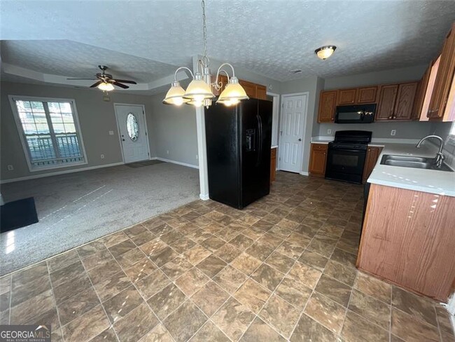 Building Photo - 209 Hunt Club Cir