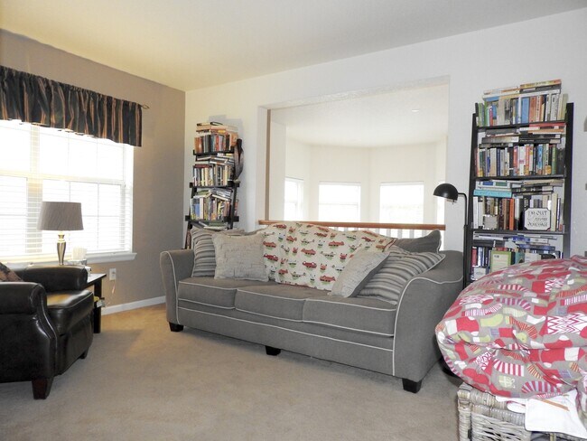 Building Photo - Central Park Home For Rent! Corner Unit!
