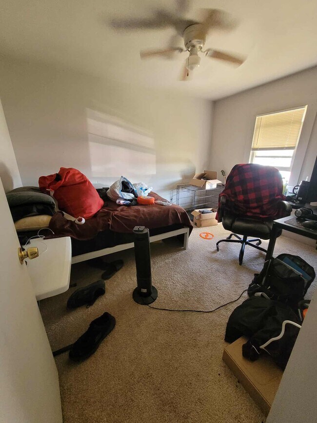 Foto del edificio - 201 E Walnut Ave