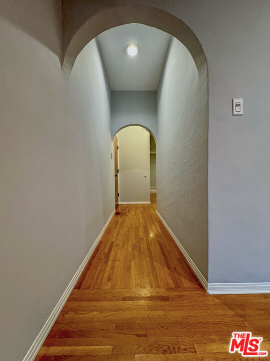 Foto del edificio - 340 N Oakhurst Dr