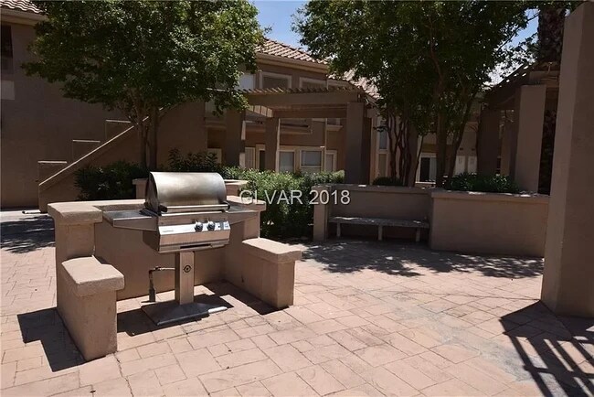 BBQ area - 5125 W Reno Ave