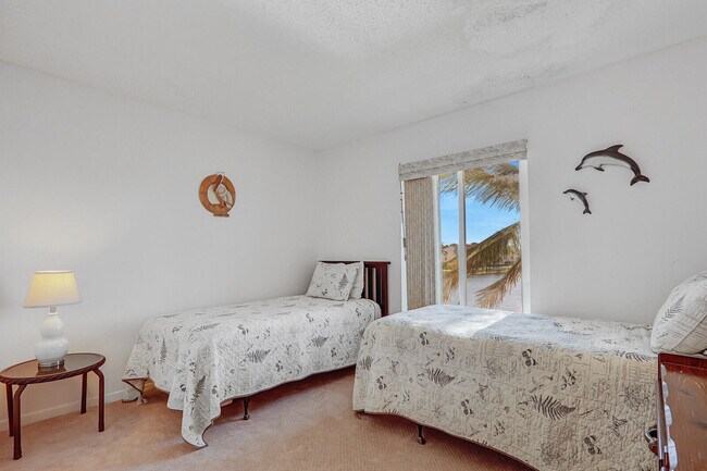 Foto del edificio - 4468 NE Ocean Blvd
