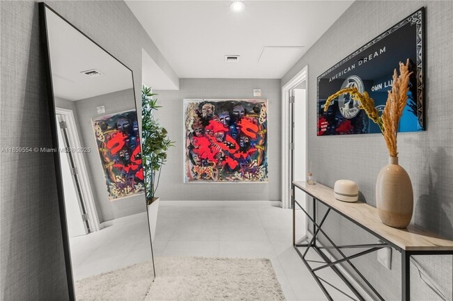 Foto del edificio - 460 NE 28th St