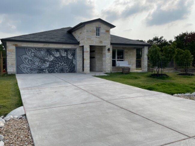 Foto del edificio - 21413 Highland Lake Dr