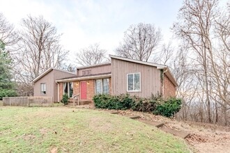 Building Photo - 897 Stirrup Dr
