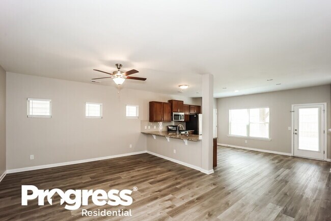 Building Photo - 131 Preserve Dr
