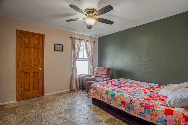 17-05-2018 27-14-33 PM - 2501 W Zia Rd