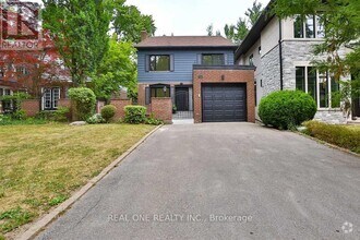 Building Photo - 95 Bocastle Ave