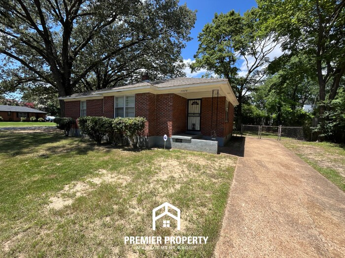 Foto principal - 3026 S Edgeware Rd