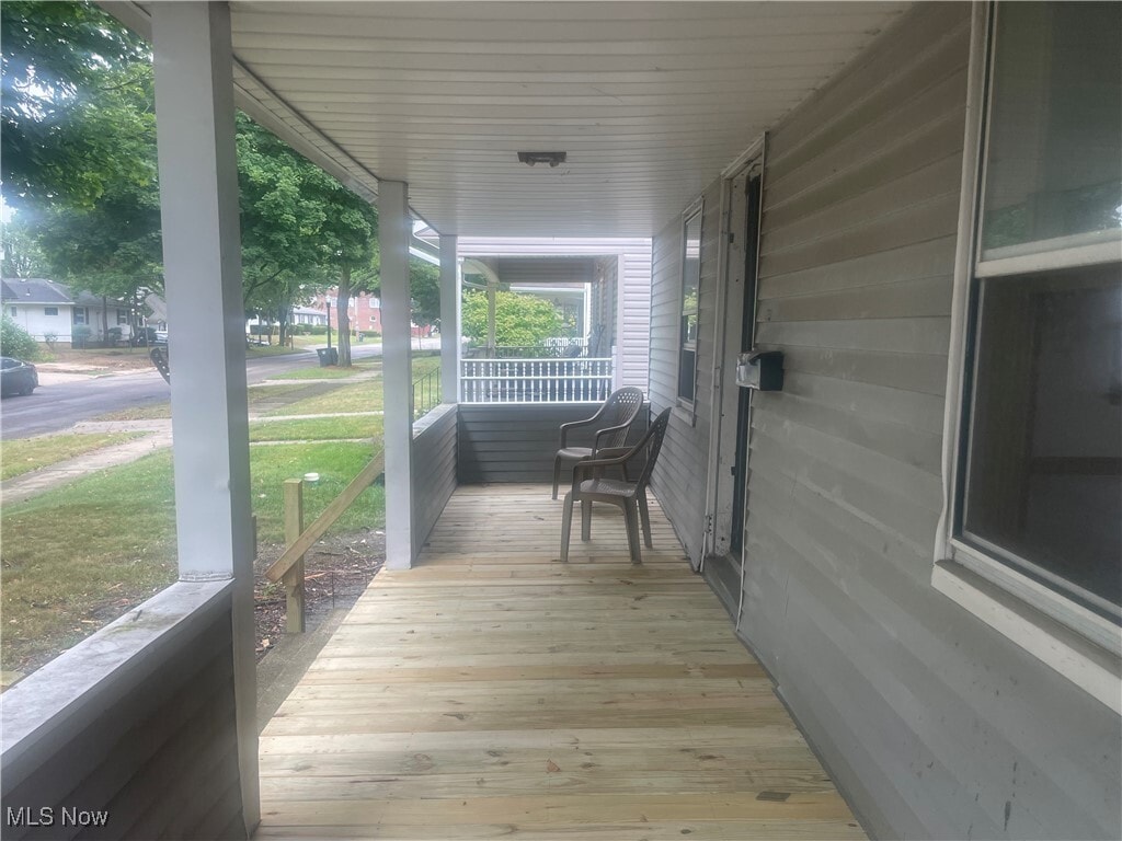 1353 Grant St Akron, OH 44301 – photo 2