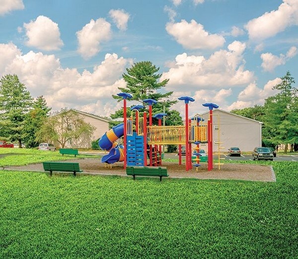 Fox Meadow Apartments Apartments Maple Shade, NJ