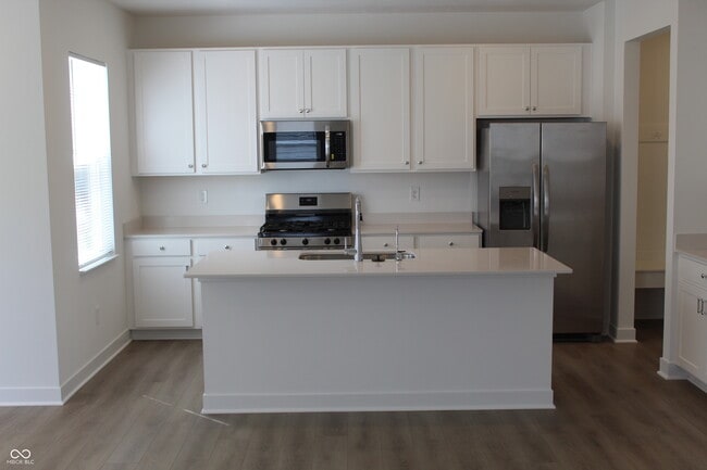 Building Photo - 1087 Marston Ln