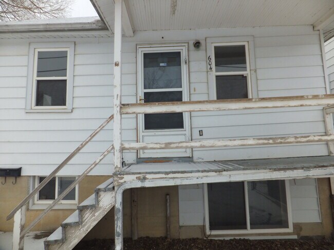 Foto del edificio - 604 Ridge Ave