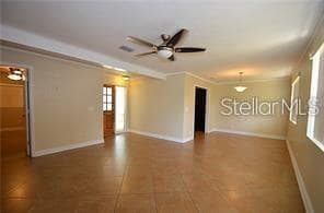 Building Photo - 105 N Sunland Dr