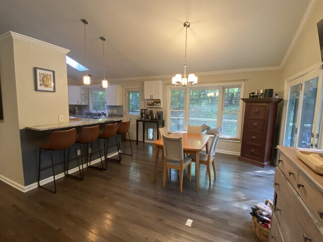 Foto del edificio - 6 Hunters Ridge Dr