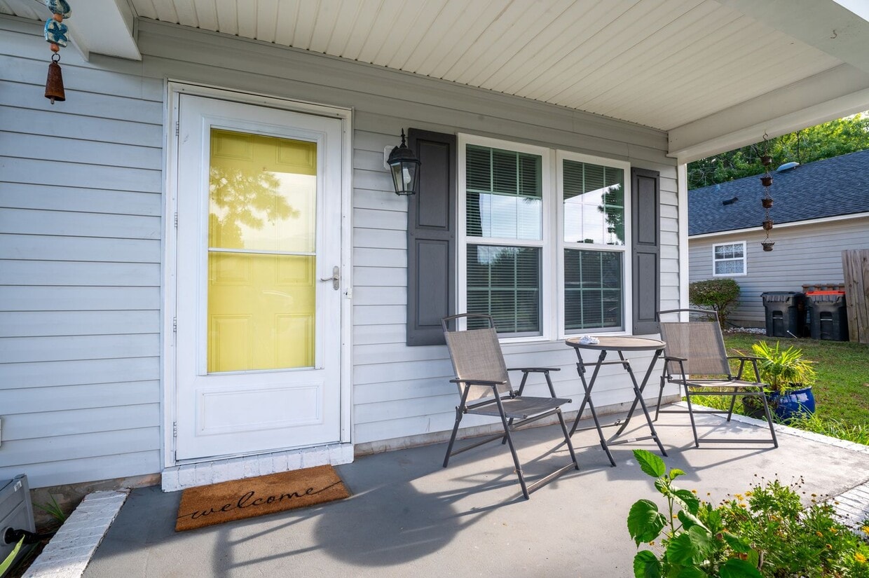 FURNISHED MONTHLY RENTAL-AVAILABLE STARTING MARCH 2026 - FURNISHED MONTHLY RENTAL-AVAILABLE STARTIN...