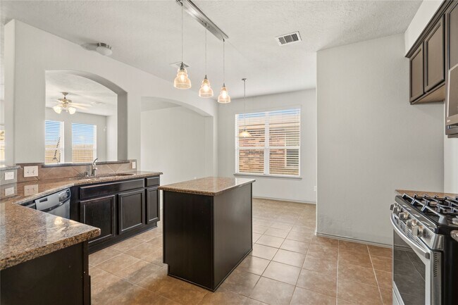 Building Photo - 5907 Water Violet Ln