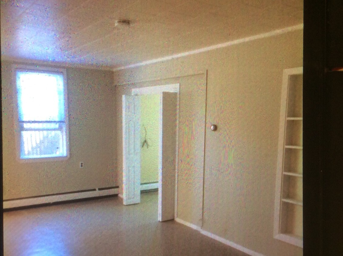 Primary Photo - 316 Evergreen Ave