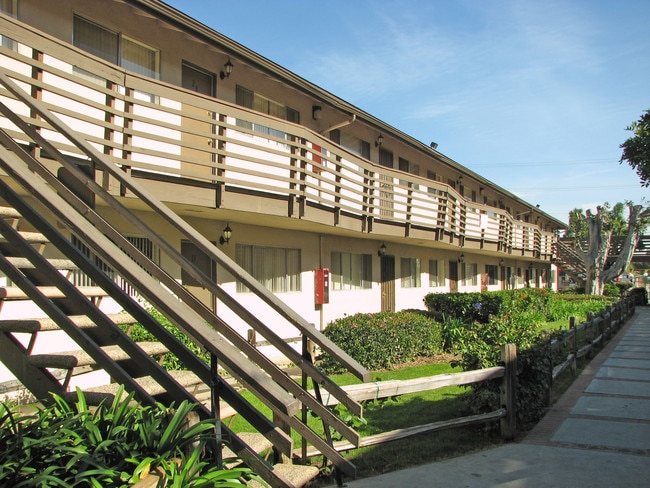 Building Photo - Sierra Garden Apartments