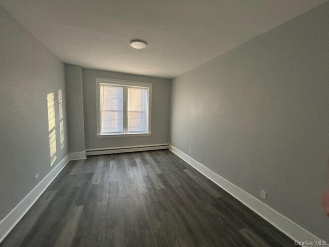 Building Photo - 60 Carroll St