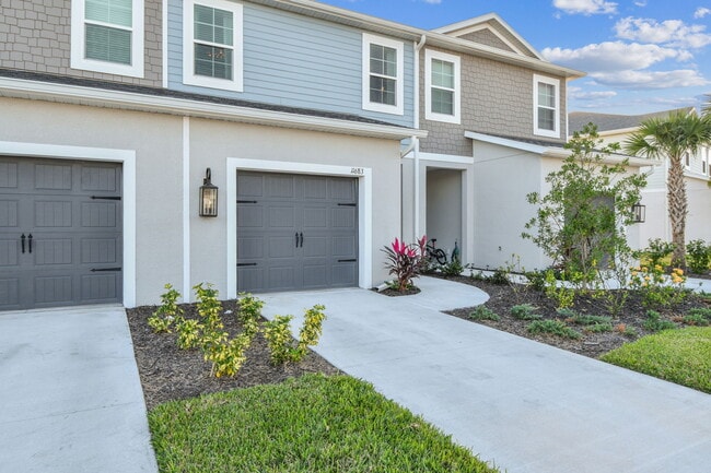 Apartments for Rent with a Living Room in Parrish FL | Apartments.com