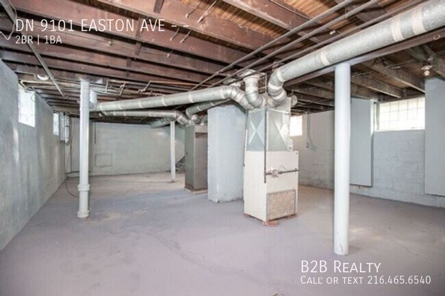 Building Photo - DN 9101 EASTON AVE--