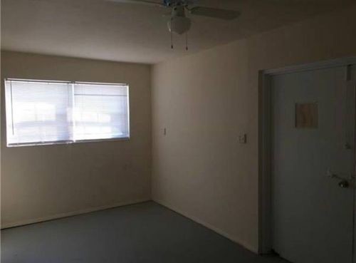 Foto del edificio - 6701 Allen St