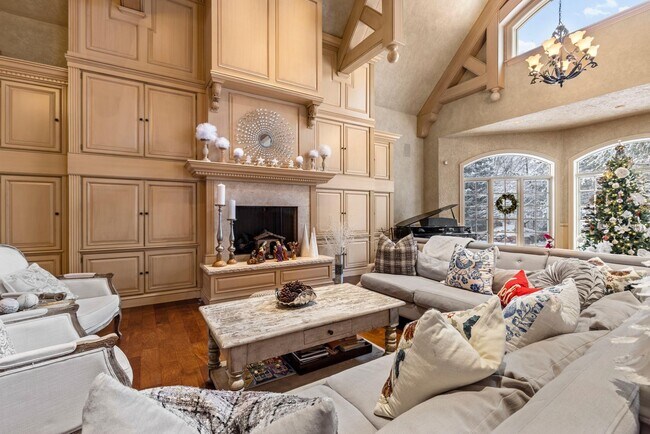 Building Photo - 6344 Tuscany Cir