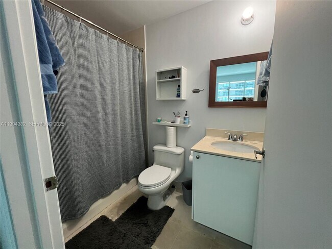 Foto del edificio - 60 SW 13th St